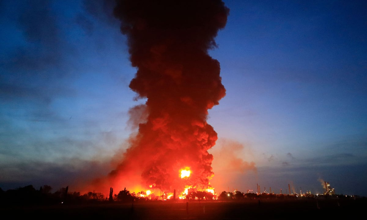 Explosion انفجار