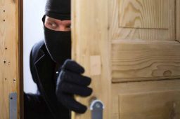 Home theft during Nowruz